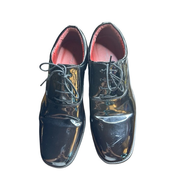 Bruno Marc Shiny Black Shoes Size 12 (Used - Good Condition) - Picture 6 of 8